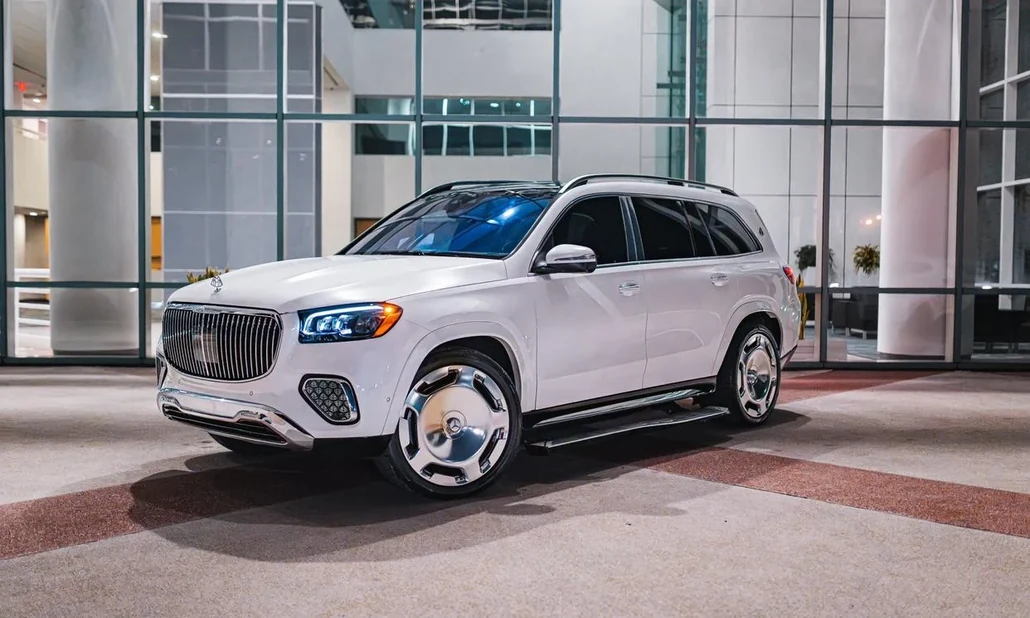 Mercedes-Maybach photographed for Pugachev Miami